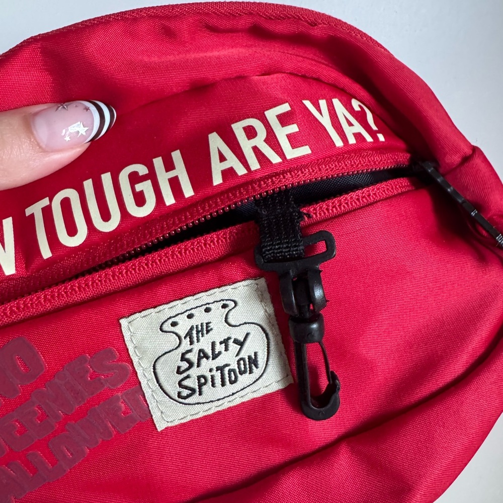 SpongeBob SquarePants Salty Spitoon Fanny Pack - Picture 5 of 7